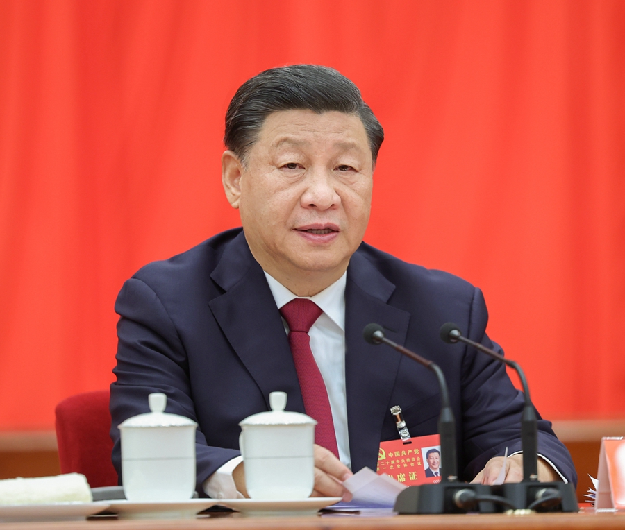 10月23日，中國(guó)共產(chǎn)黨第二十屆中央委員會(huì)第一次全體會(huì)議在北京人民大會(huì)堂舉行。習(xí)近平同志主持會(huì)議并在當(dāng)選中共中央委員會(huì)總書(shū)記后作重要講話。
